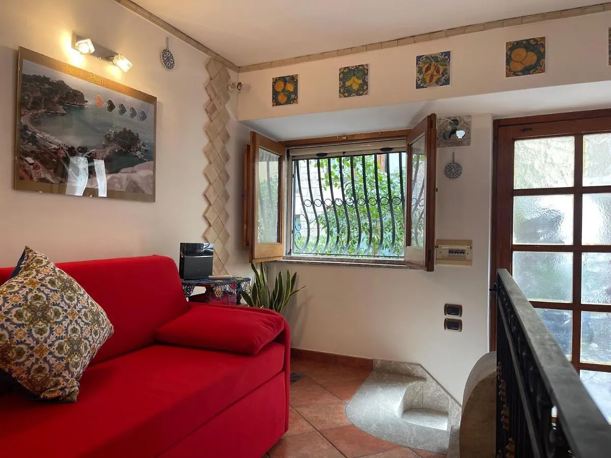 Majolica Taormina Apartment contacts